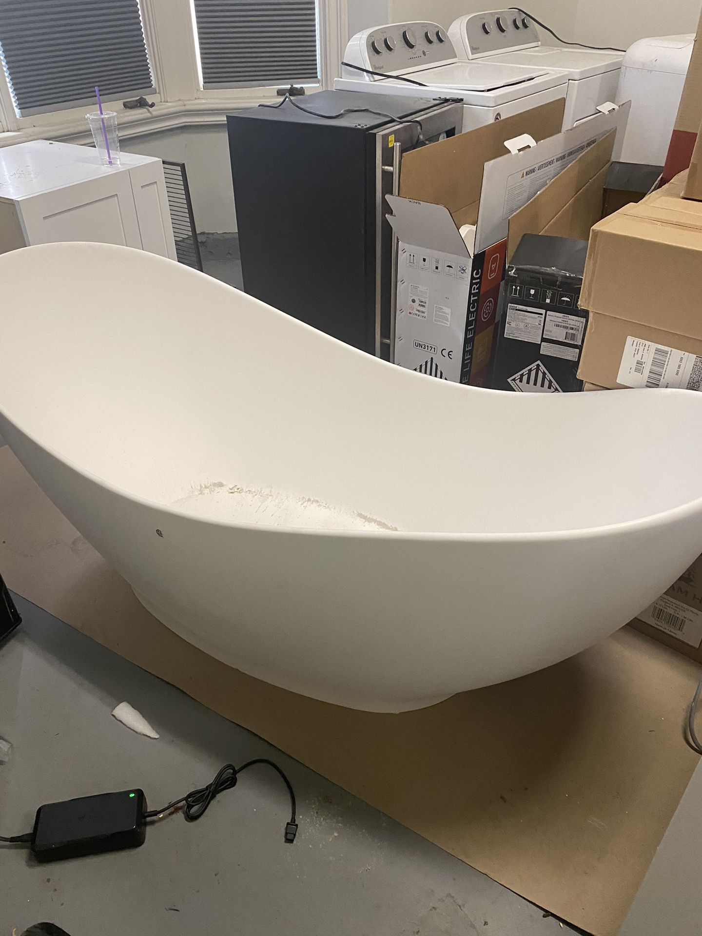 Stand Alone Tub