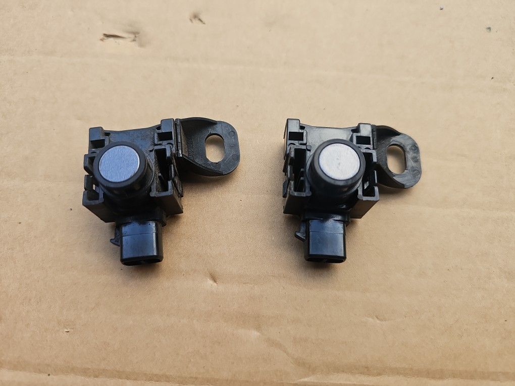 2015 TO 2019 LEXUS ES ES350 TOYOTA LEXUS GENUINE ULTRASONIC SONAR SENSOR 89(contact info removed)0-B0 BUMPER
