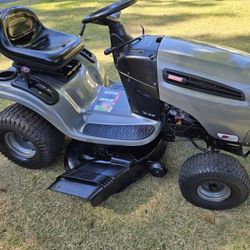 CRAFTSMAN 20HP 42"DECK AUTOMATIC RIDING MOWER 