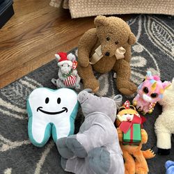 Batch Of Stuffed Animals
