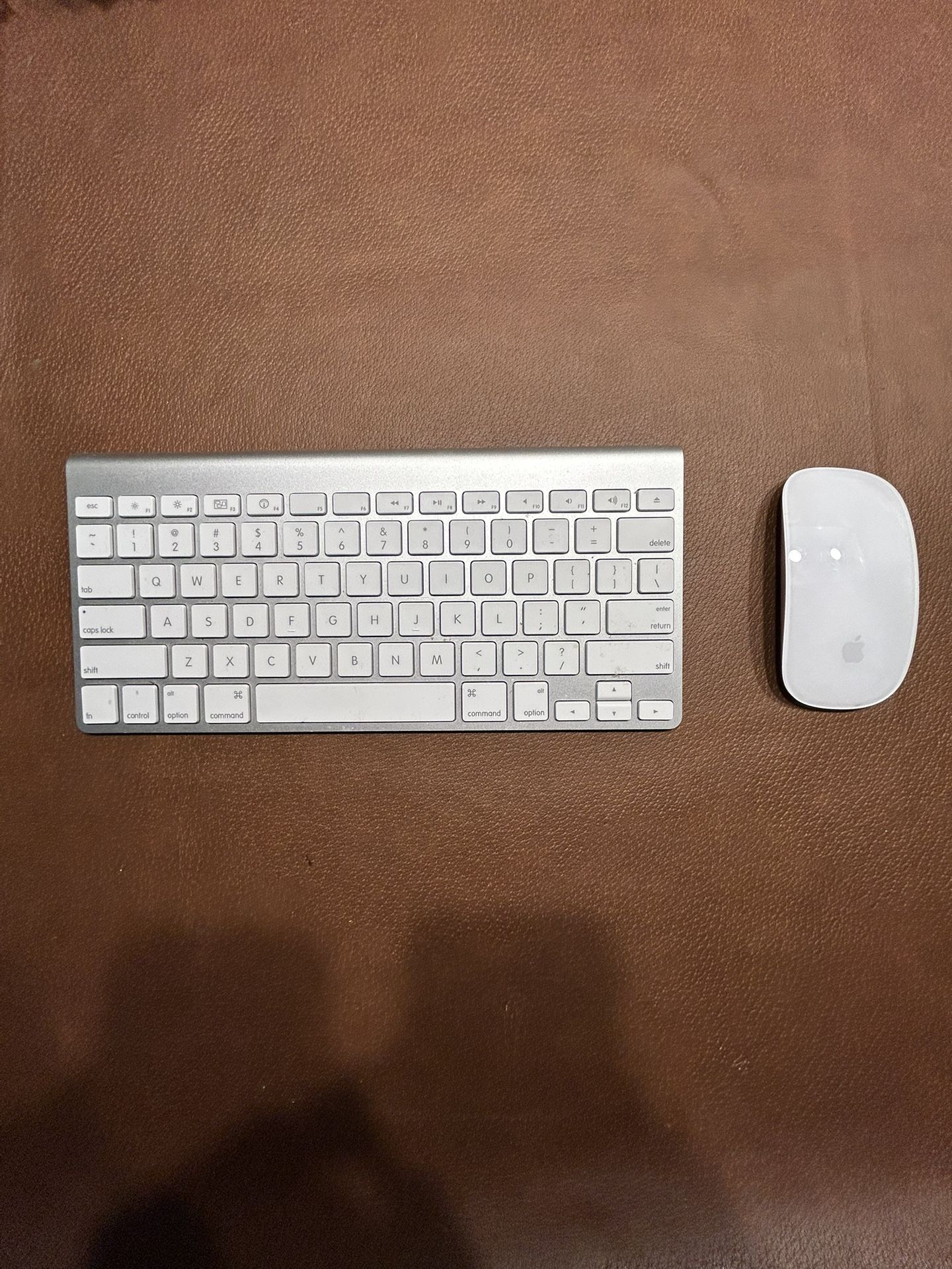 Apple Mouse & Keyboard