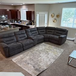 6 piece microfiber sectional with recliners & center counsel w/ charging station