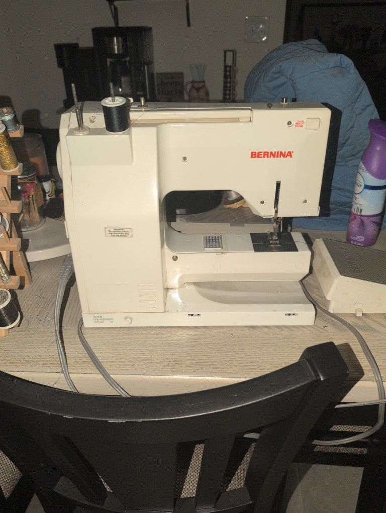 Bernita Computer Sewing machine
