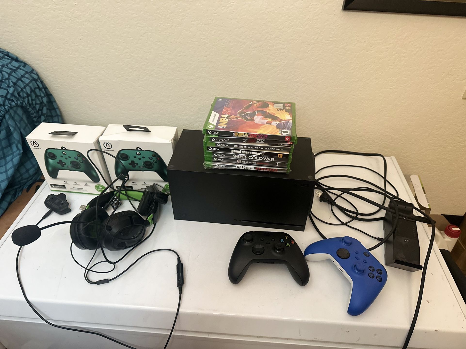 Xbox Series X Bundle (Read Description)