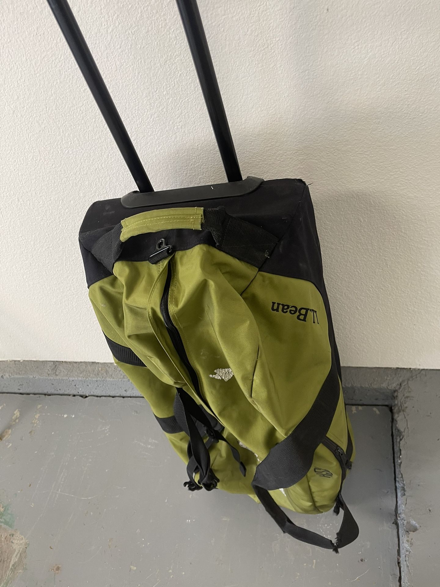 Vintage LL Bean Rolling Canvas Duffle Bag w/ Strap Olive Green 30" x 14" Base