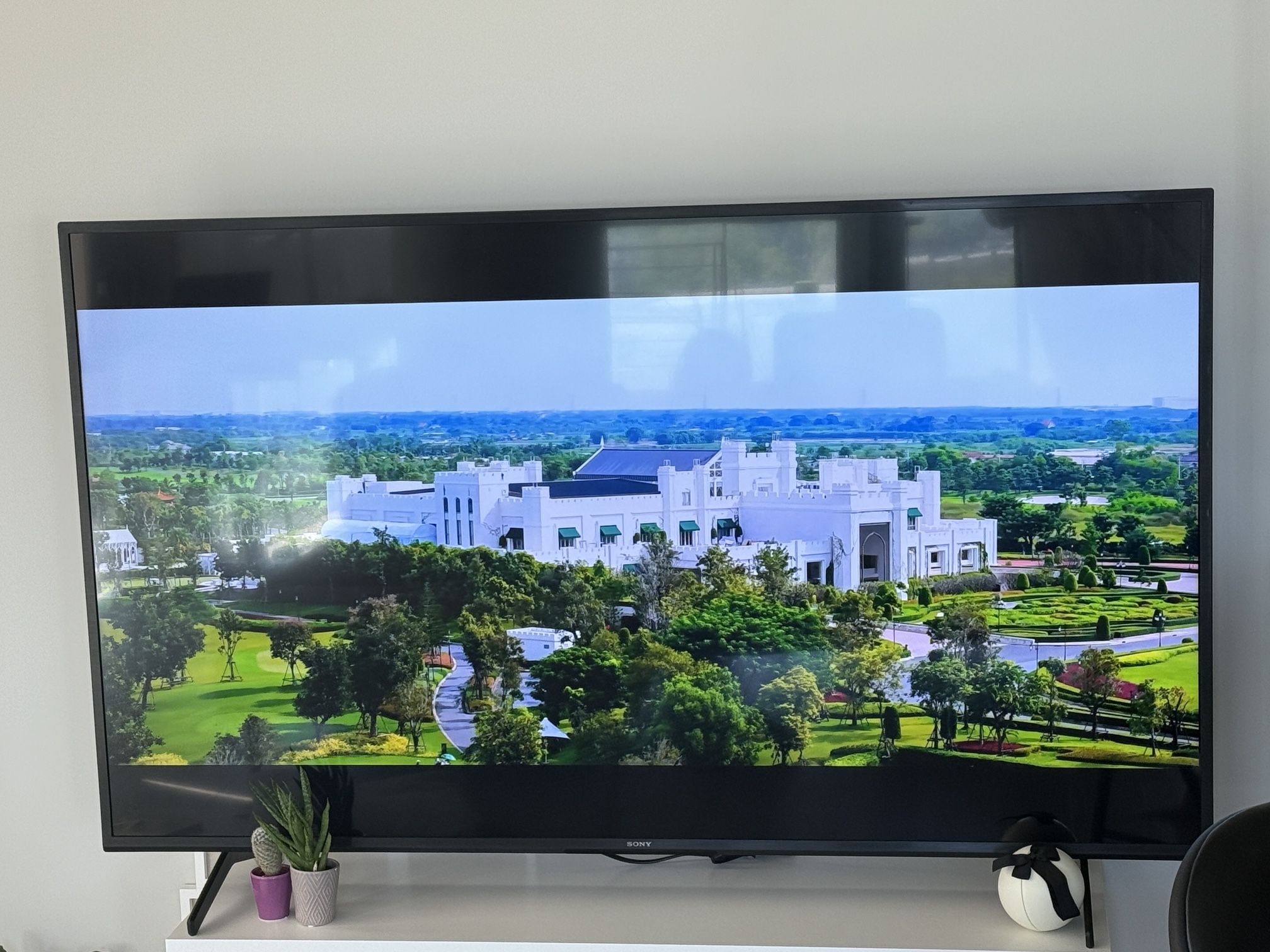 Sony 65 inch TV Ultra HD 4K