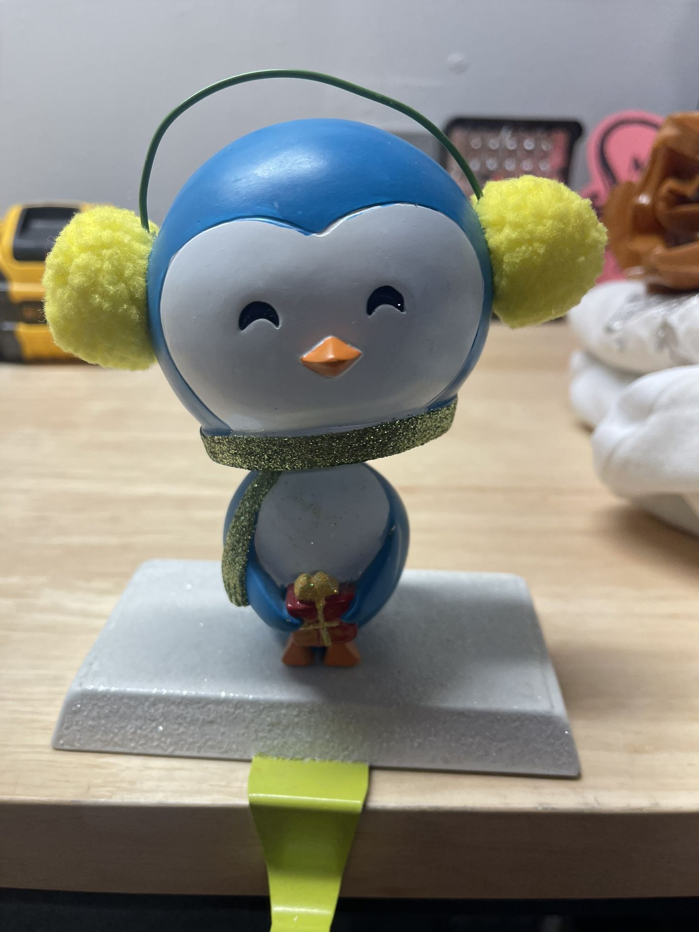 Penguin Bobblehead Stocking Holder