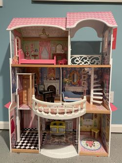 Barbie KidKraft Dollhouse