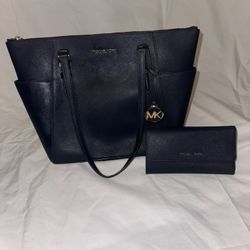Michael Kors Purse And Wallet 