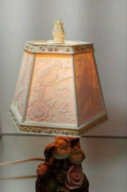 VINTAGE SMALL SIDE TABLE LAMP 11"