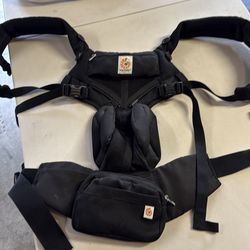 Ergobaby baby carrier