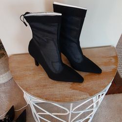 Zara Women Boots 9
