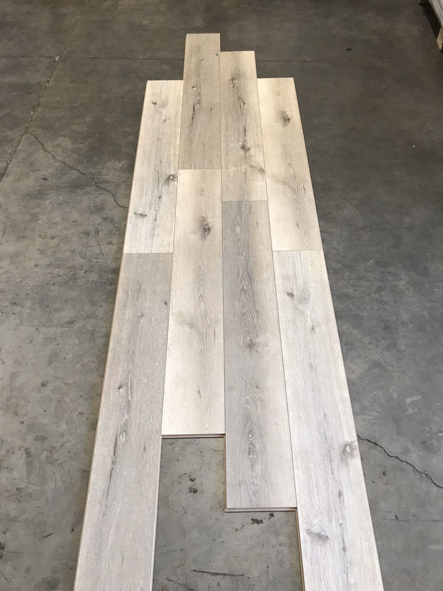 Wide plank laminate flooring PAD attached for Sale in Battle Ground, WA