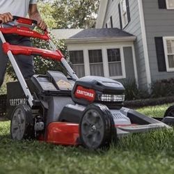 NEW Battery Powered Self Propelled Lawn Mower W/ 2 Batteries & 2 Chargers 21 Inch !
