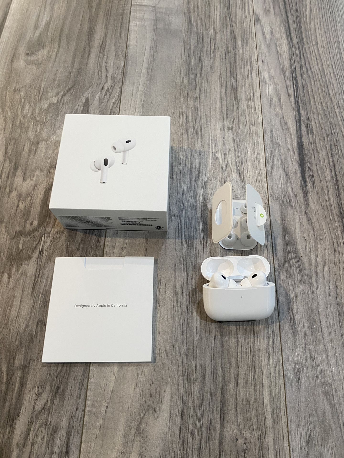 *BEST OFFER* Apple Airpods Pro (2nd Generation)