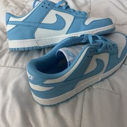 Nike Dunk UNC Low