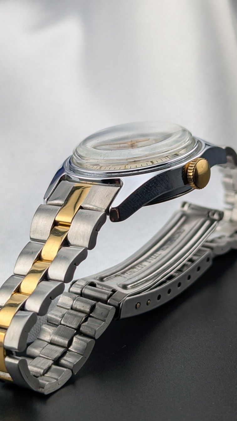 ⌚💛Vintage Timex Watch Women 25mm Two-Tone Date Manual Wind 6.25-7"