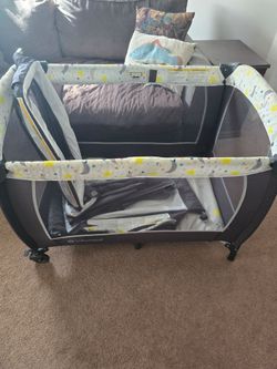 Babytrend pack and play