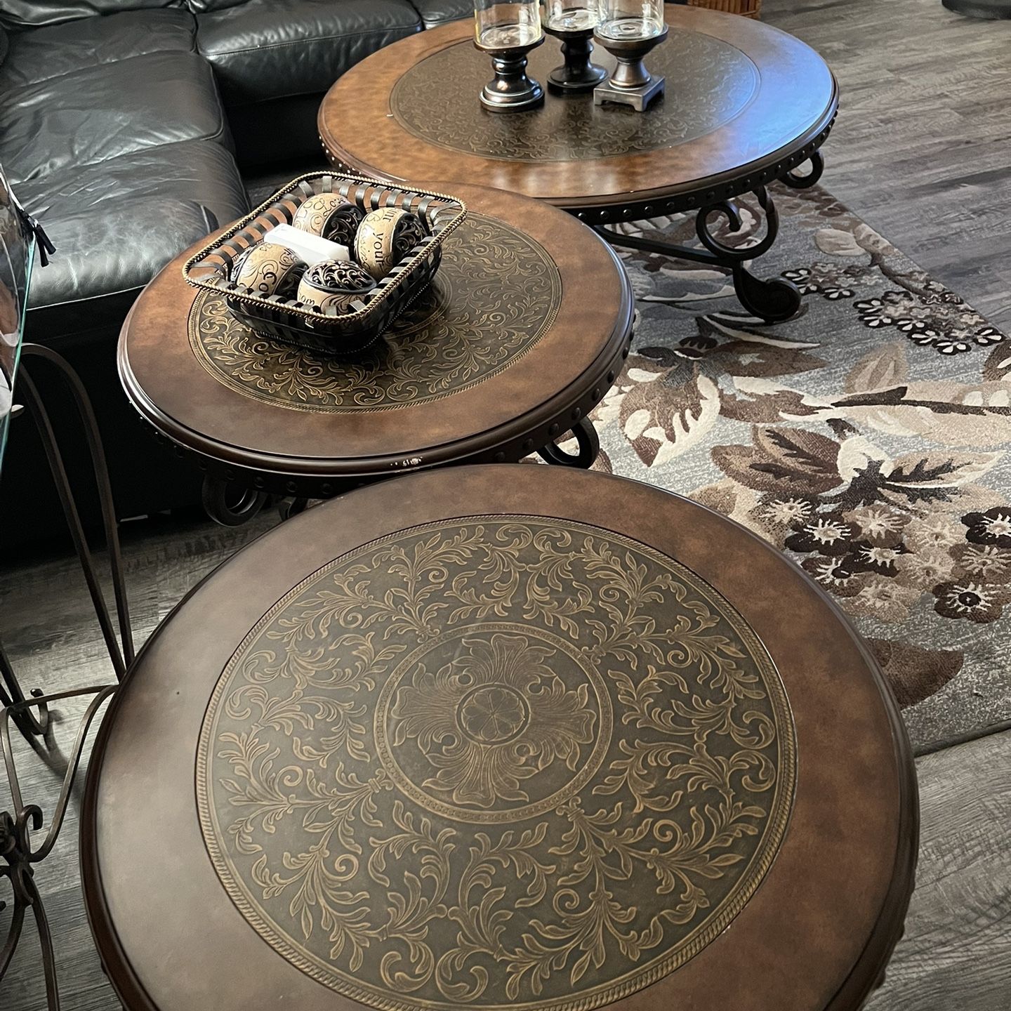 Rafferty Table Collection Beautiful 4 Piece Ashley Furniture Rafferty Round Coffee Table Set With ...