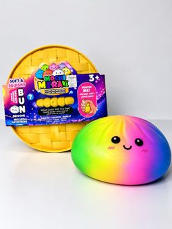 VIRAL Super Mega Jumbo Rare Rainbow Mystery Squishy Bun Dumpling Brand New - XL