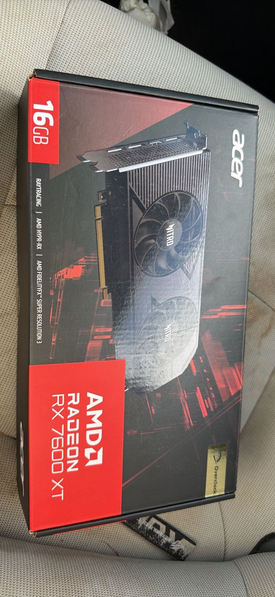 Acer Nitro Radeon 7600 XT 16gb gpu