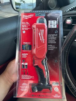 Milwaukee M18 18-Volt Lithium-lon Cordless 300-Lumen LED Stick Light (Tool-Only)
