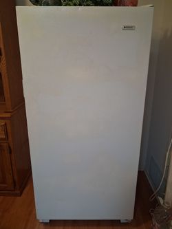 Stand up freezer