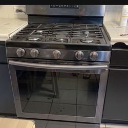 Samsung Fridge And Gas Stove  