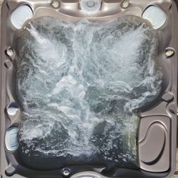powerful 2008 Sundance  Hot tub/Spa/Jacuzzi Sale