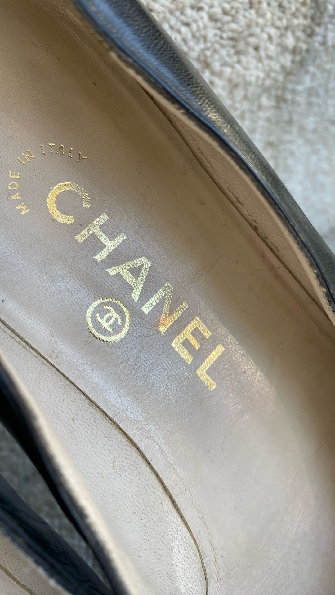 CHANEL. Shoes Leather Black Sz. 8. 100%. Original