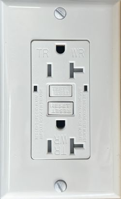 20A GFCI UL943 Self Test TR/WR White ( 7 Units)