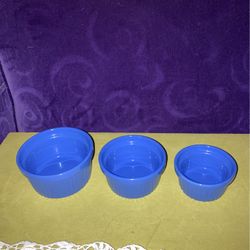 Set Of 3  Blue Nesting Custard Cups