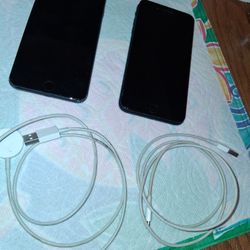 IPHONES FOR PARTS THEY NEED THE BATTERY  $20 EACH PICK UP IN SUN VALLEY 