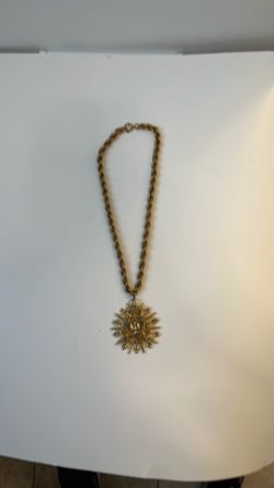 Vintage Coro Heraldic Crest Eagle Crown Gold Tone 13” 35Necklace