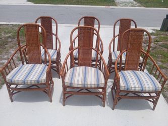 6 Natural Wicker Captain Chairs Farmhouse style