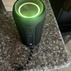 Brand New  Edup- Link Bluetooth Speaker $20 Only Used 1 Time 