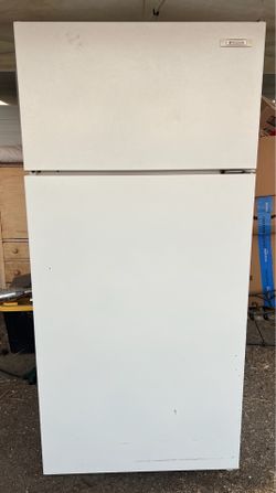 Frigidaire refrigerator