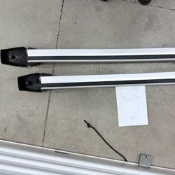 Basic Carrier Bars For Roof Rails - Mercedes-Benz (156-890-00-93).. GLA250