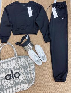 Alo sets