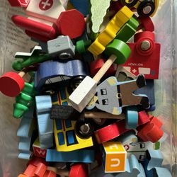 Huge Lot Of Thomas & More Different Brands Wooden Cars & Railroad Accessories As Pictured