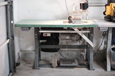 JUKI INDUSTRIAL OVERLOCK SERGER MACHINE MO-2516N