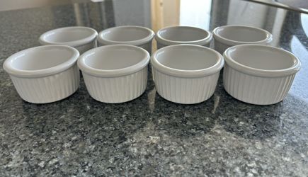 8 Ramekins