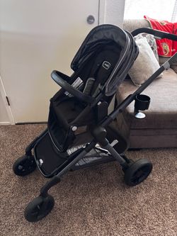 Evenflo stroller set like new