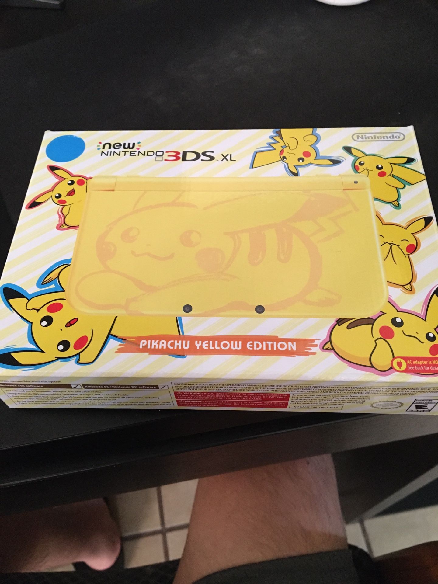 New Nintendo 3ds xl - Pikachu Yellow Edition