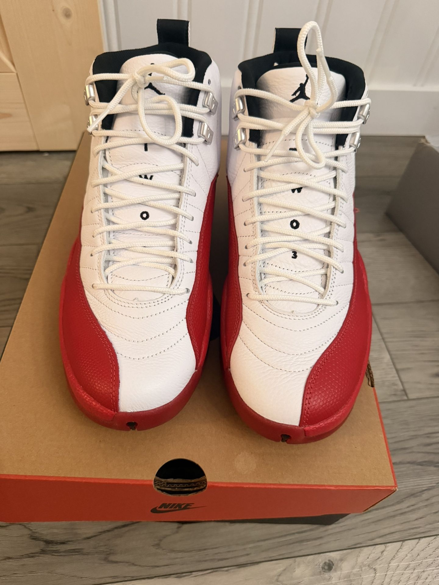 Air Jordan 12 Retro. Men’s Size 10.5