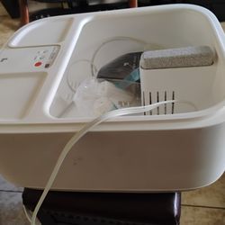 Foot Bath/Massage Sharper Image 