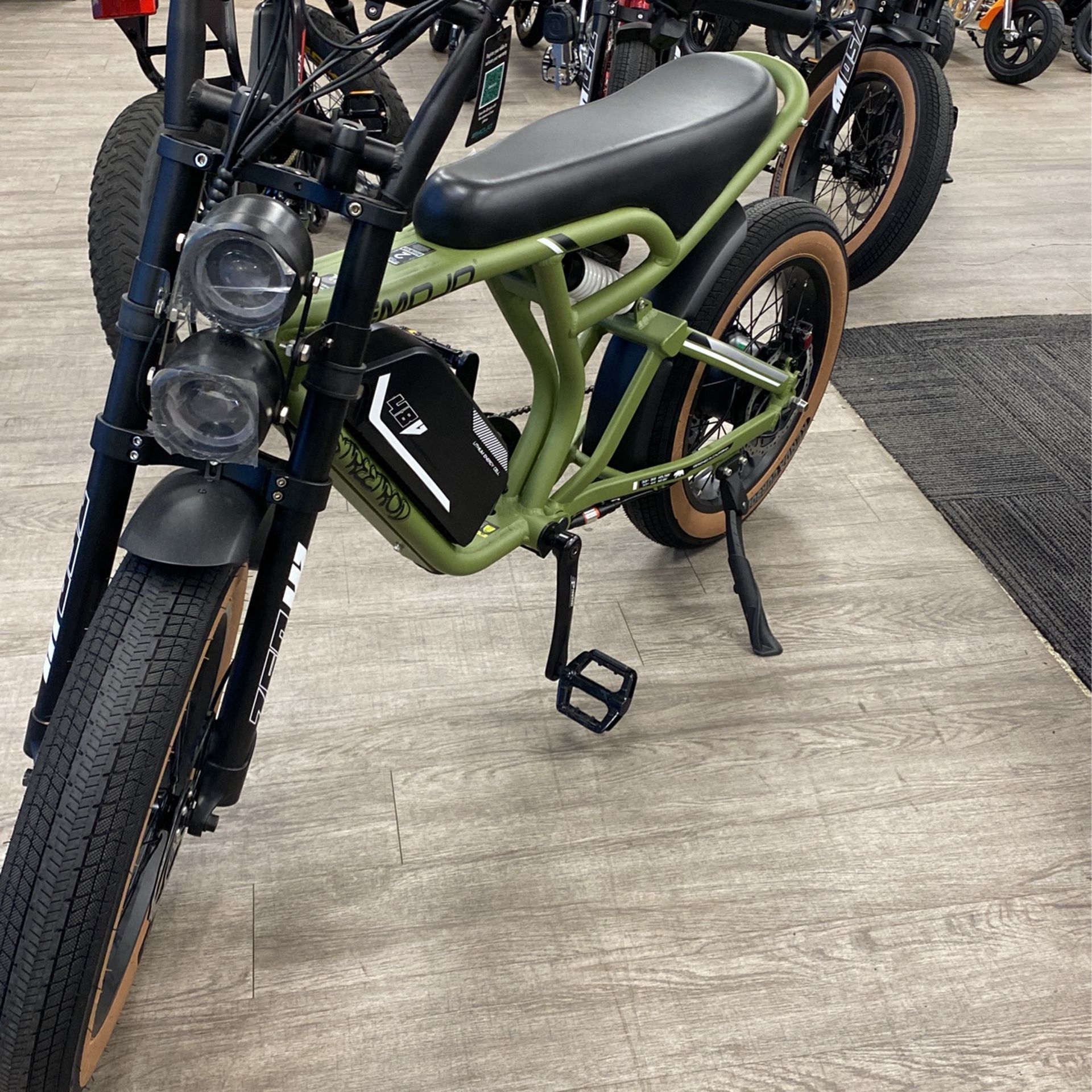Emojo Street Rod E Bike New