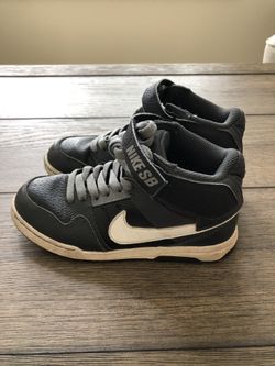 Boys Nike shoes