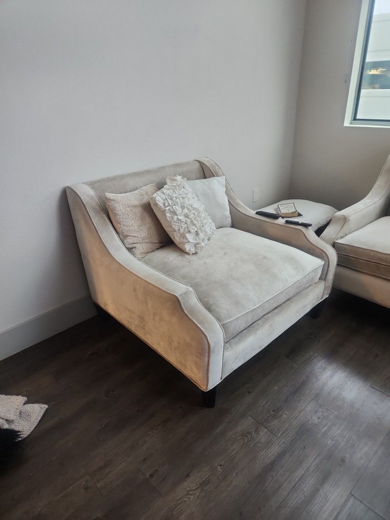 Oversized Chairs for Sale in Scottsdale, AZ OfferUp