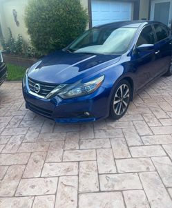 2017 Nissan Altima sr